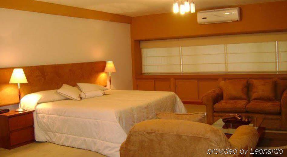 Hotel Ayenda Suites Orrantia Lima Ngoại thất bức ảnh